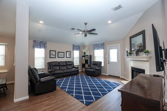 Building Photo - 18023 Melissa Springs Dr