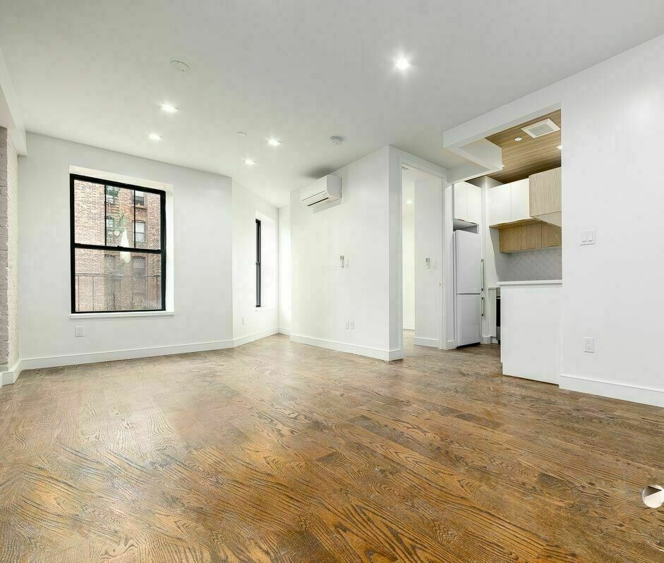 Building Photo - 144 Martense St
