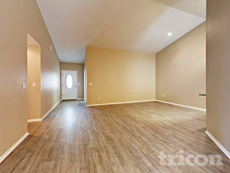Building Photo - 4713 N Dawnmeadow Ct