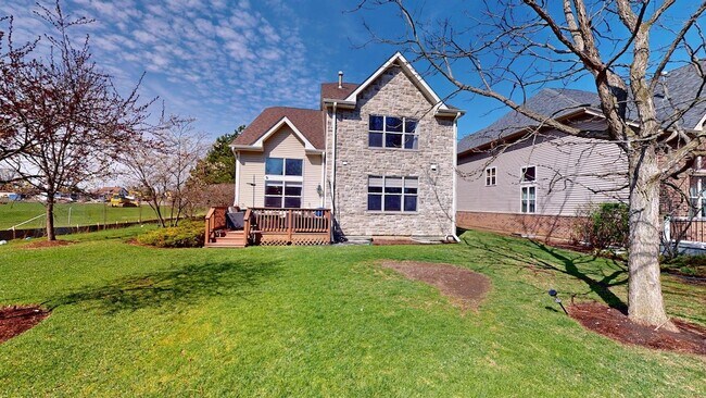 Building Photo - 331 Mary Belle Cir