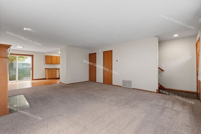 Building Photo - 6034 N Lombard St