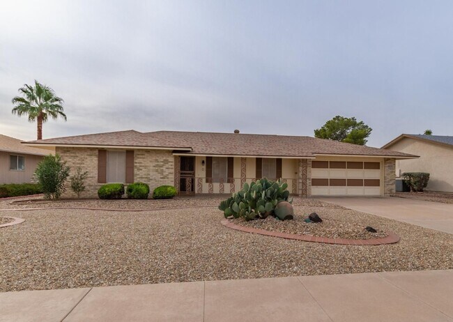 Building Photo - 10441 W Burns Dr