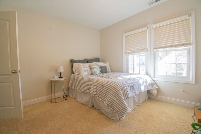 Building Photo - Coming Soon! 2 Bedroom 2 Bathroom with Optional Bonus in Haymount