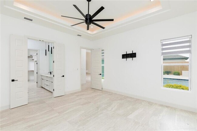 Building Photo - 36 N 24th St