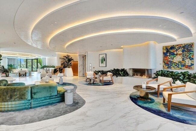 Building Photo - 900 N Ocean Blvd