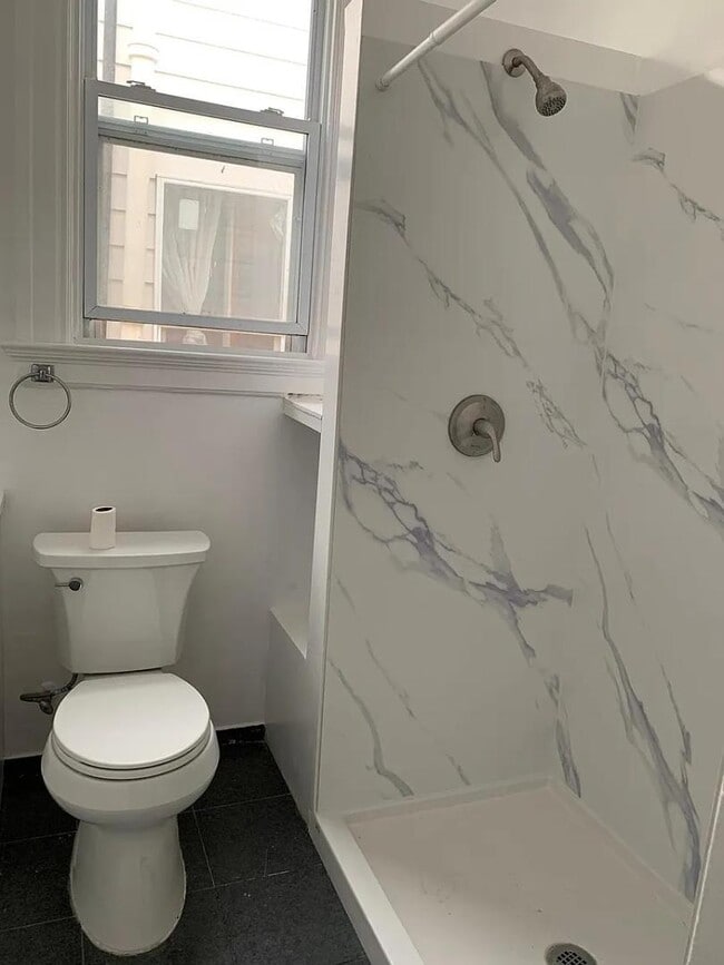 Building Photo - 525 Natoma St