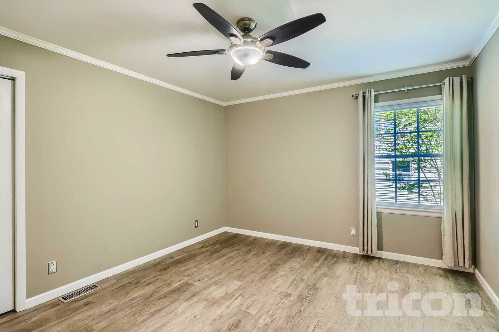 Building Photo - 2210 Weddington Rd