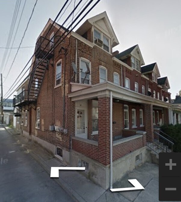 Building Photo - 21 N Madison St