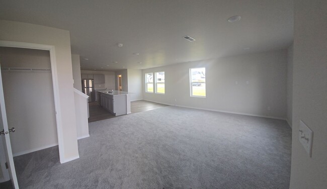 Building Photo - Brand-New 4-Bedroom Townhouse in Hayden Ca...