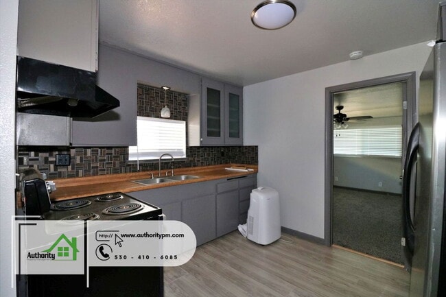 Building Photo - 4680 Meade St