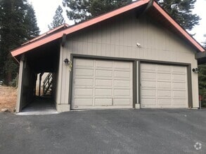 Building Photo - Fully Furnished Incline Home