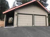 Building Photo - Fully Furnished Incline Home