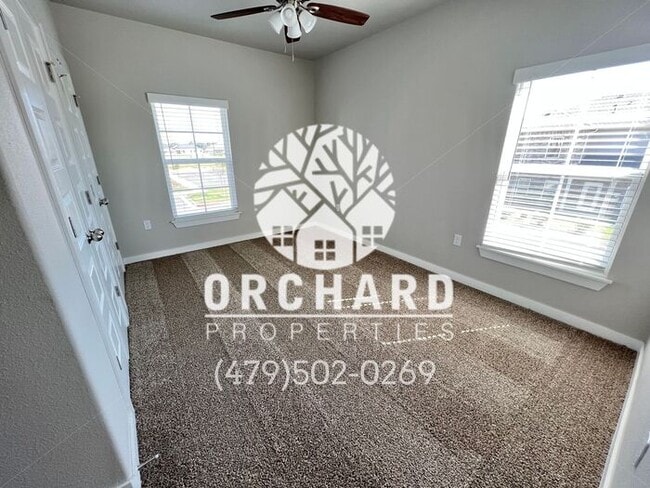 Building Photo - 2/1 Flat | Endura Park- Apartments in Siloam Springs!