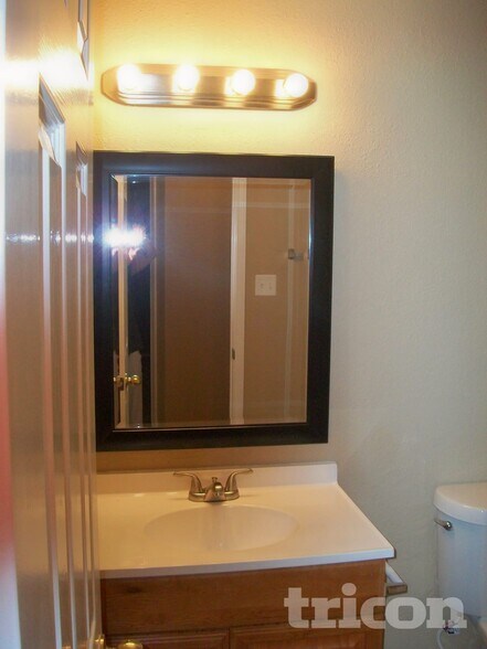 Building Photo - 4438 Harpers Ferry Dr