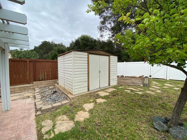 Building Photo - 29705 Nandina Dr