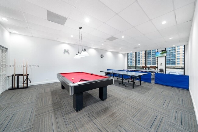 Building Photo - 2301 S Ocean Dr