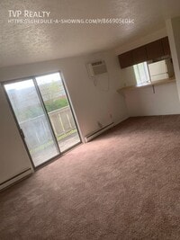 Building Photo - 132 Fox Hill Ln