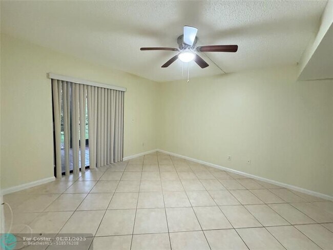 Building Photo - 12222 Royal Palm Blvd