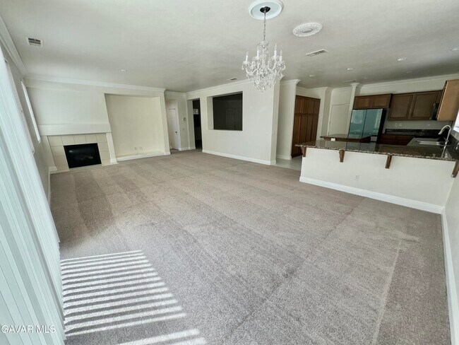 Building Photo - 4564 Jewel Dr