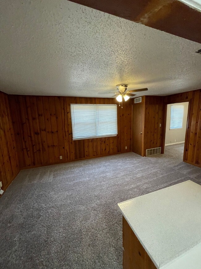 Building Photo - Beautiful House Minutes From Marsha Sharp ...