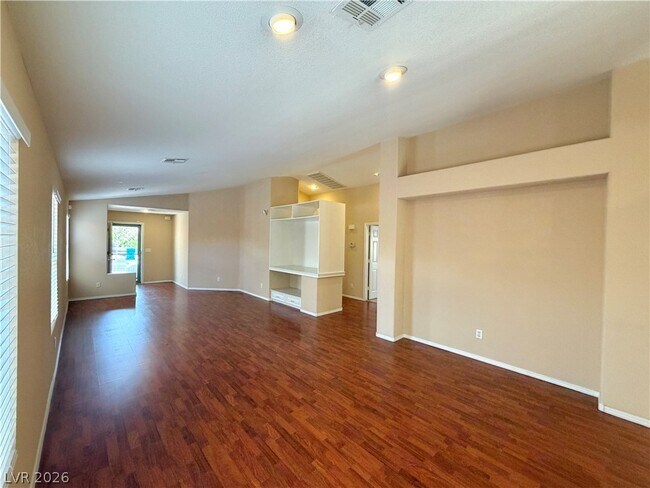 Building Photo - 1420 Dream Bridge Dr