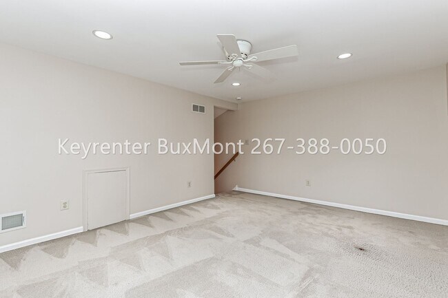 Building Photo - Makefield Glen 2-bedroom, 1.5-bath townhome