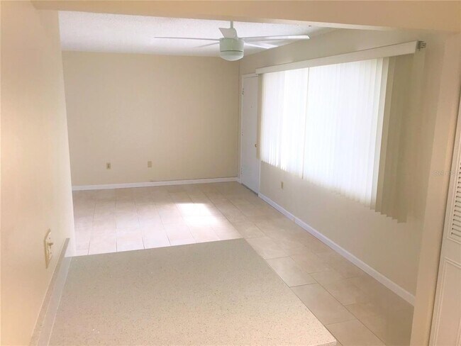Building Photo - 4210 Ironwood Cir