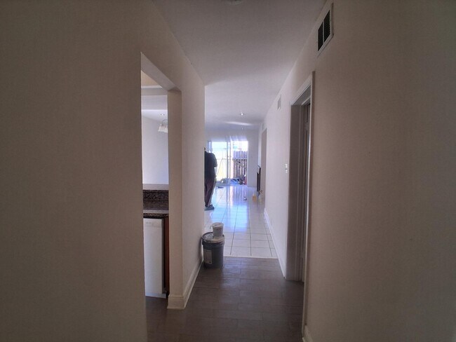 Building Photo - 3320 N Arnoult Rd