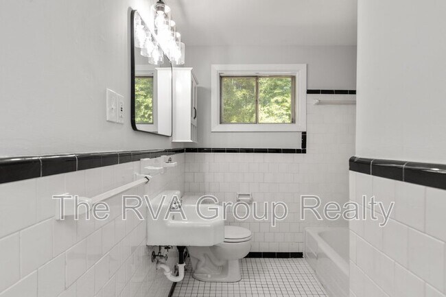 Building Photo - 6220 Debora Dr