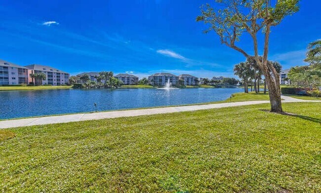 Building Photo - 353 S US Hwy 1