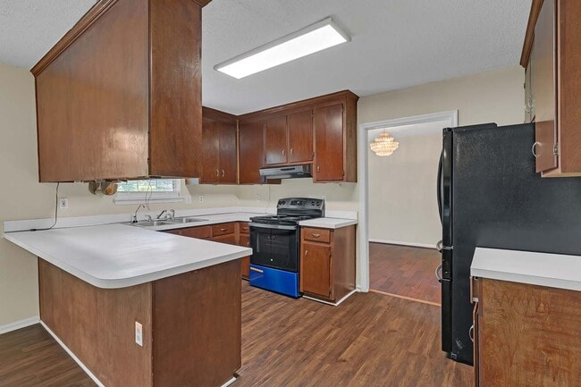 Building Photo - 18 Lundy Ln
