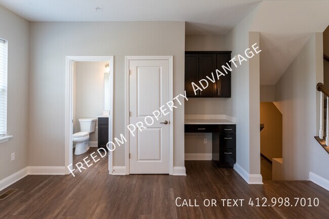 Building Photo - Arden Farms - 2BD Townhome