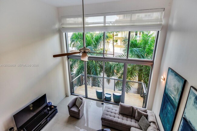 Building Photo - 6000 Collins Ave