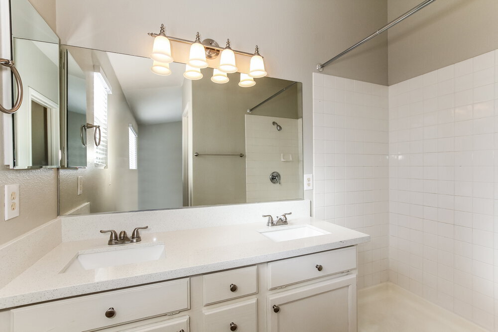 Building Photo - 615 King Revere Ct