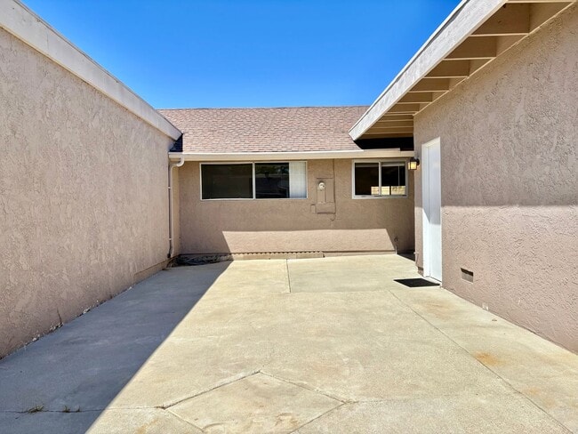 Building Photo - 3604 Ketch Ave
