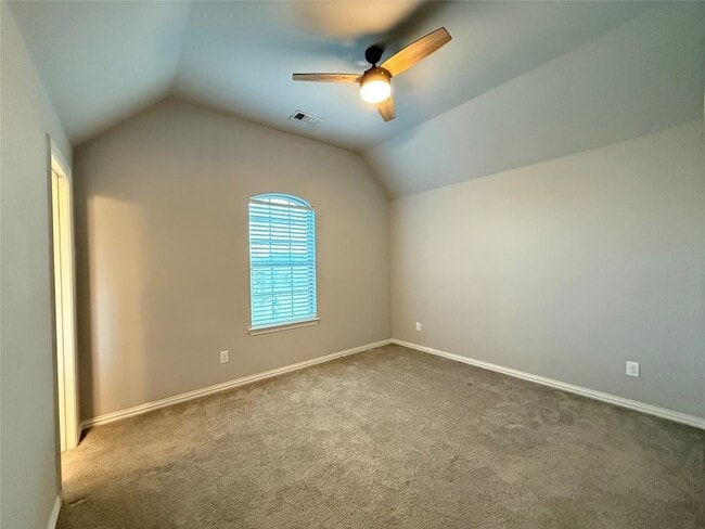 Building Photo - 11818 Antler Dr