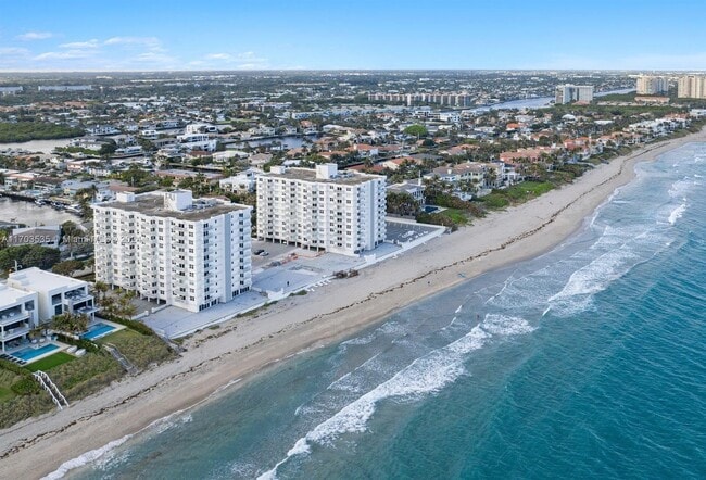 Building Photo - 4511 S Ocean Blvd