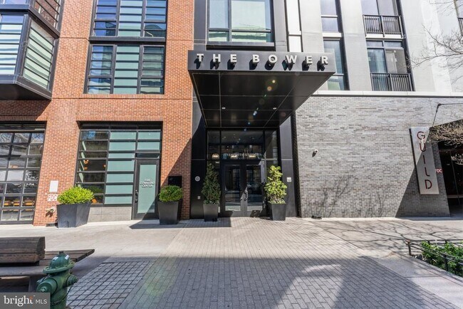 Building Photo - 1300 4th St SE