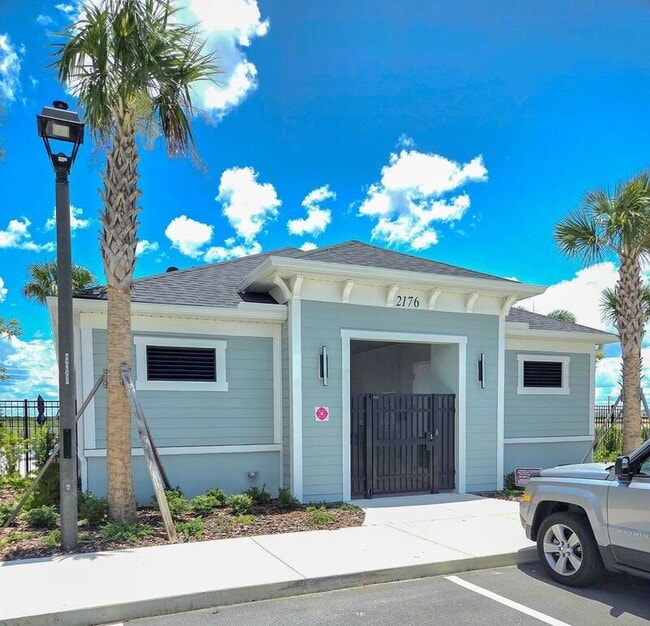 Building Photo - 4196 Sadler Rd