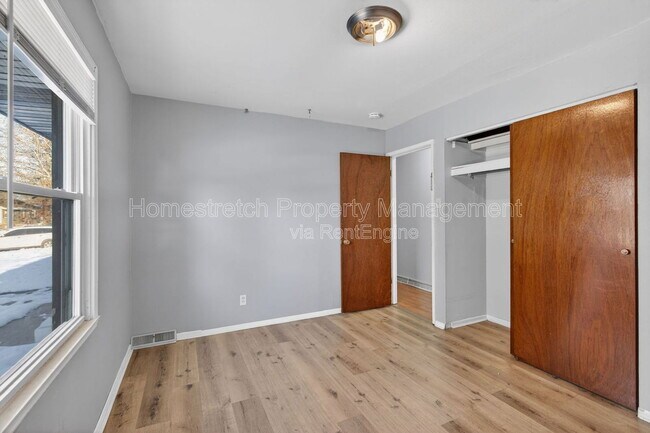 Building Photo - 224 Presley Rd