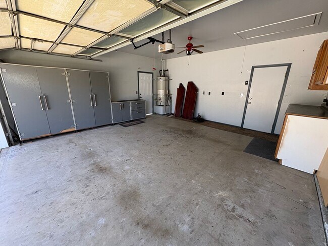 Building Photo - 1523 E Monte Vista Ct
