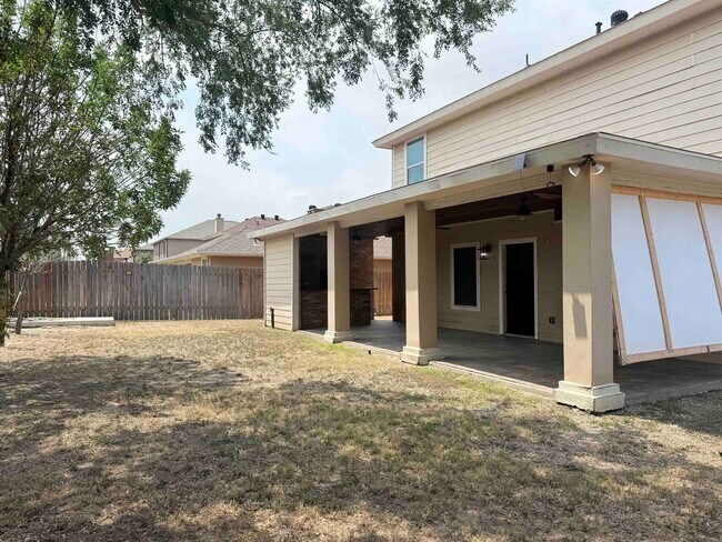 Building Photo - 11217 Pedrosa St