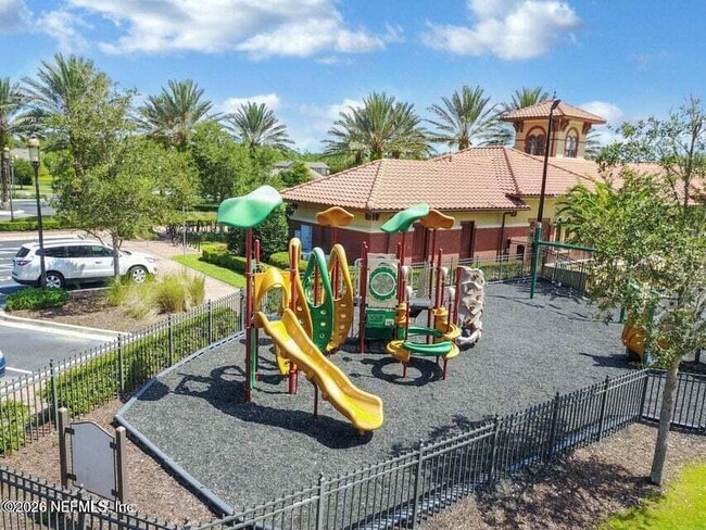 Building Photo - 156 Nelson Ln