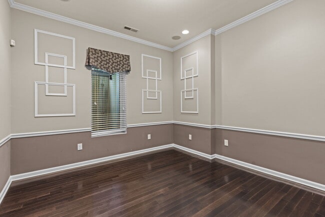 Building Photo - 3019 Valleystone Dr