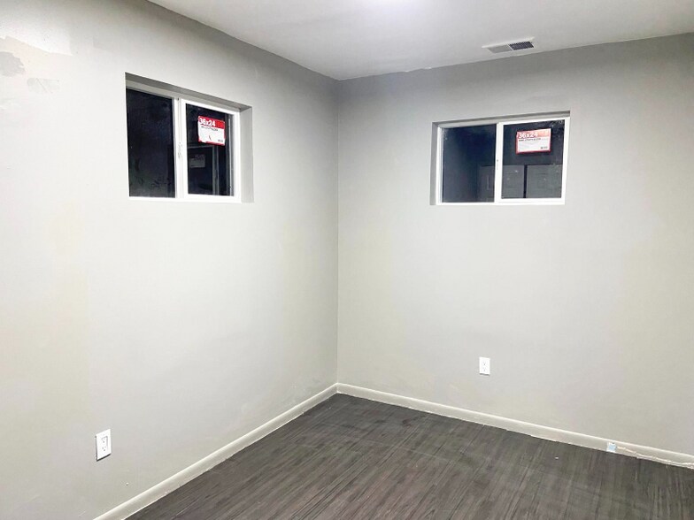 Building Photo - G3447 Barth St