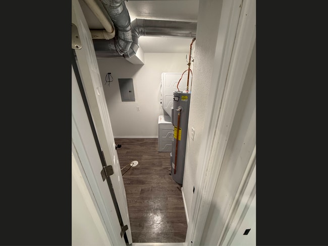 Building Photo - Seward Apartments