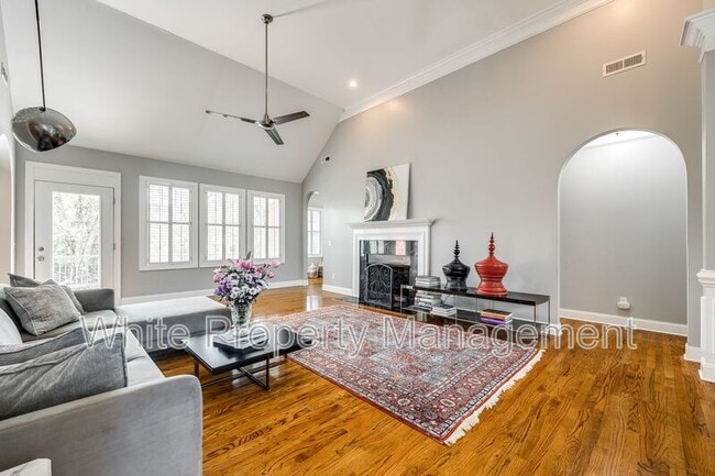 Building Photo - 1126 Blowing Rock Cove