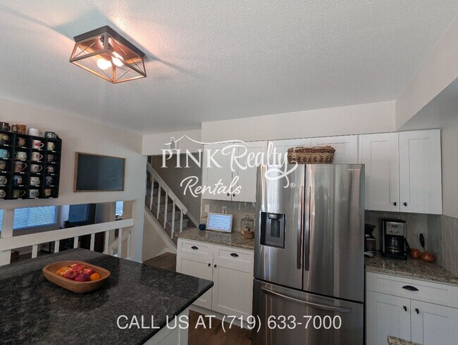 Building Photo - 3230 Breckenridge Dr W