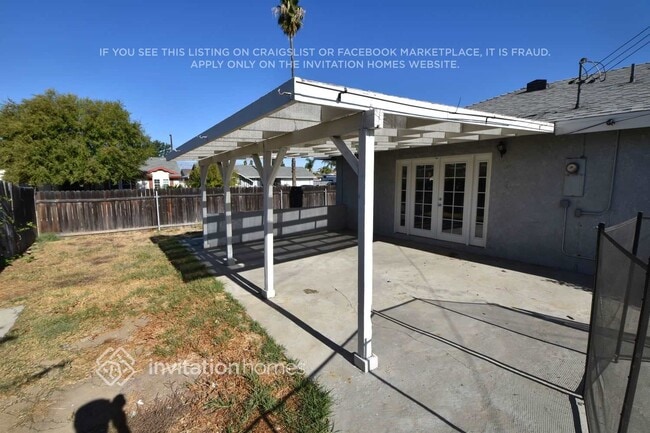 Building Photo - 4200 Hines Ave