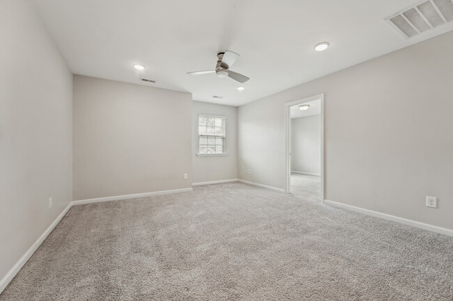 Building Photo - 3356 Bordwell Ridge Dr